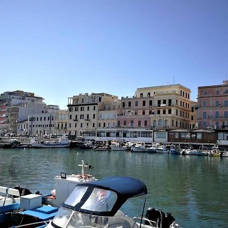 Christy Suite Elegante Appartamento Nel Centro Storico Di Anzio Dış mekan fotoğraf